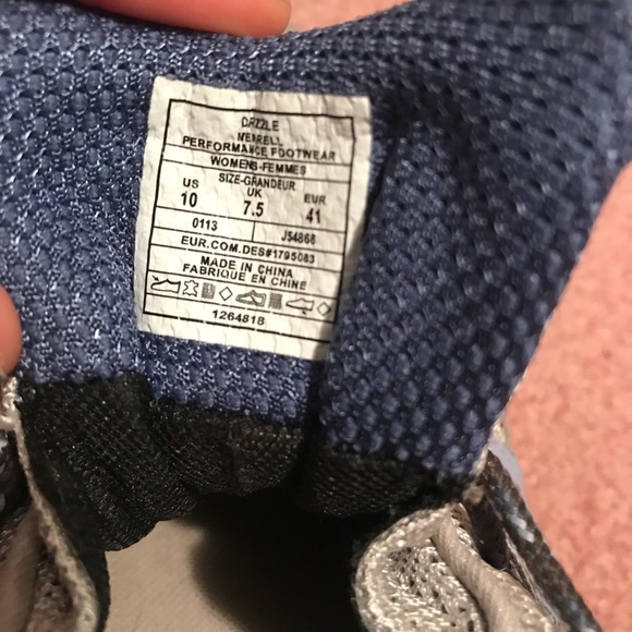 Merrell Hiking Sneakers. Only worn 2 times - Picture 6 of 6